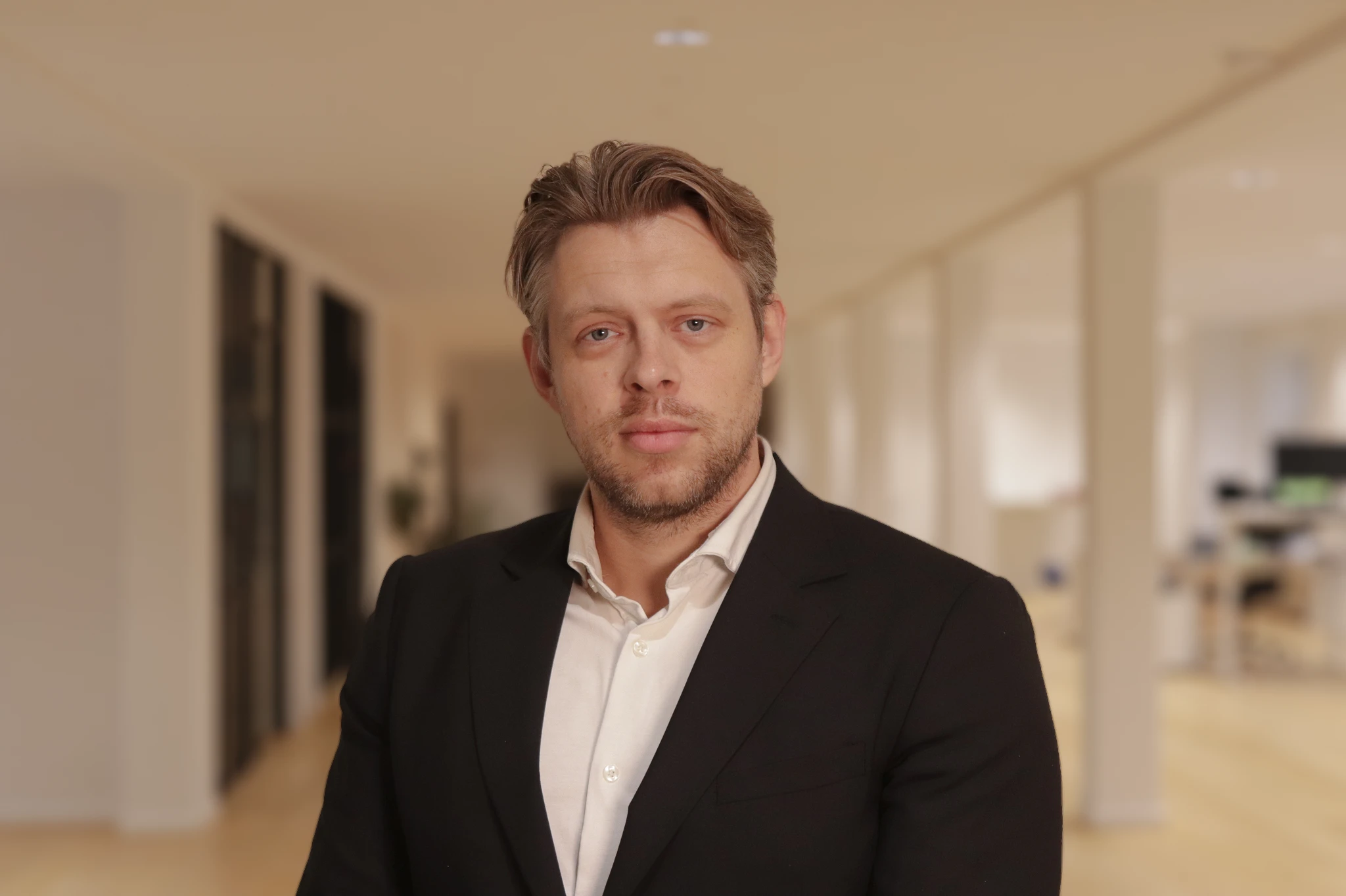 Maxim Johansen, Investment Manager hos Selected Group, medarbejderbillede