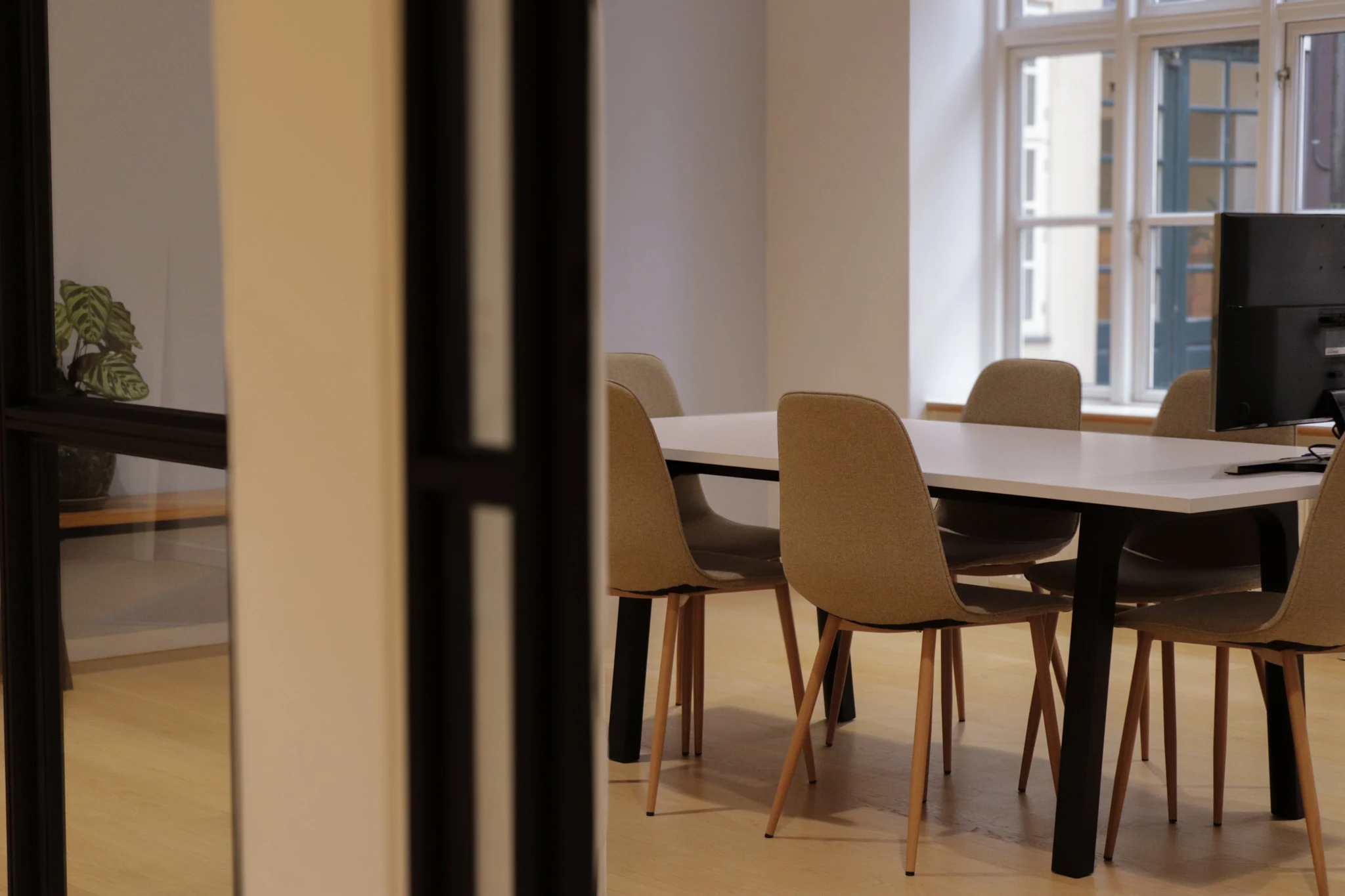 Mødelokale hos Selected Group, Esplanaden 8C, 2. sal